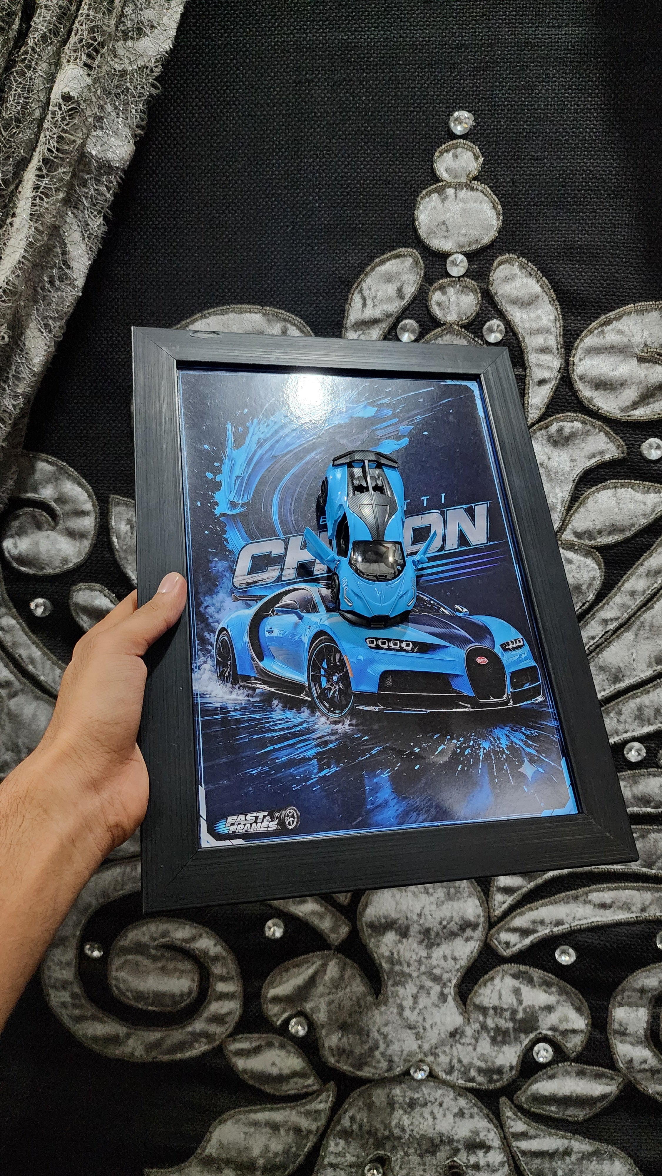 BLUE BUGATTI CHIRON