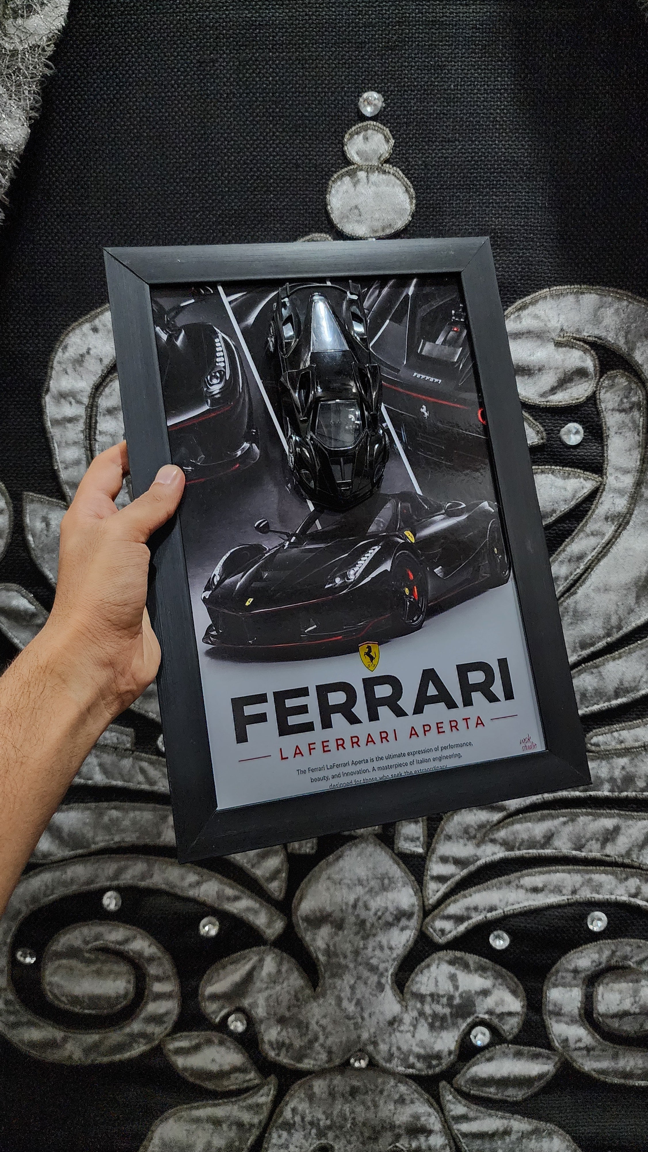 BLACK LA FERRARI